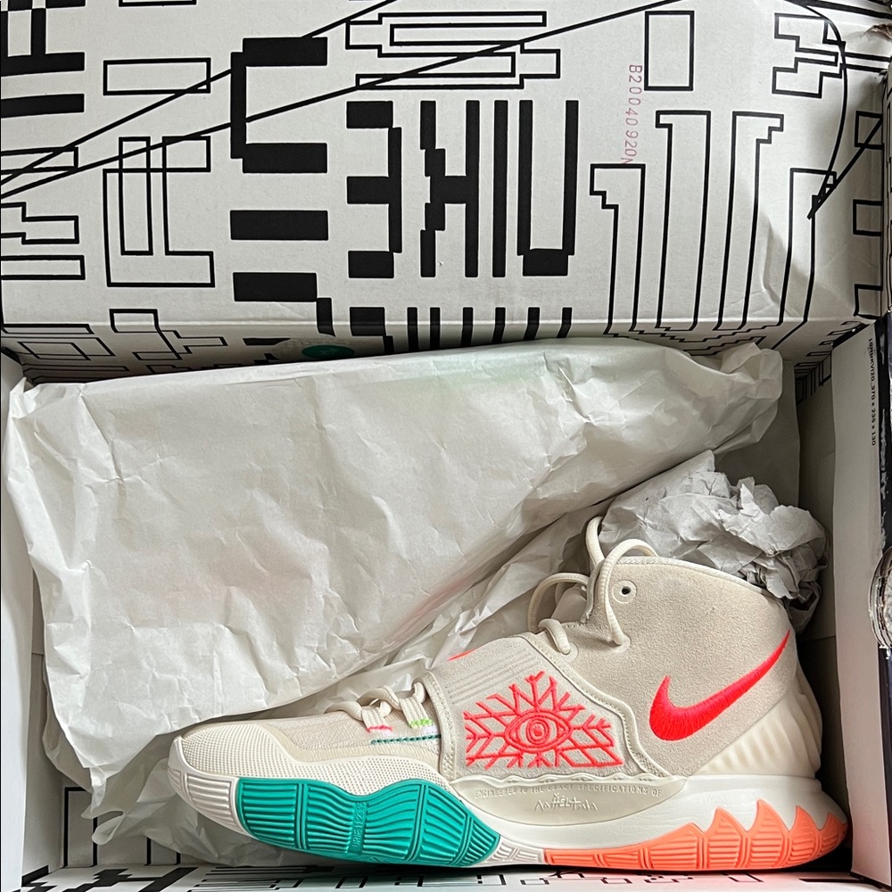 BNIB Size 10 Nike Kyrie 6 N7 - CW1785-200